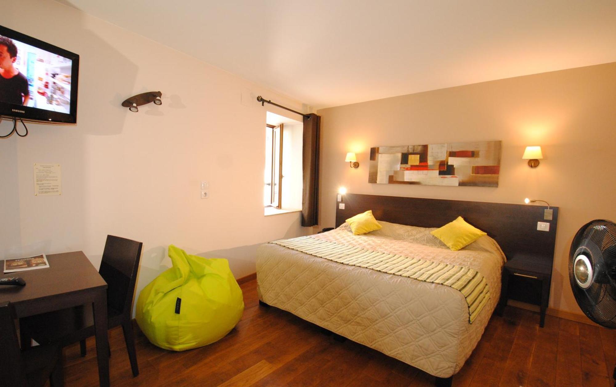 Logis Hostellerie Du Perigord Vert Brantôme Zewnętrze zdjęcie