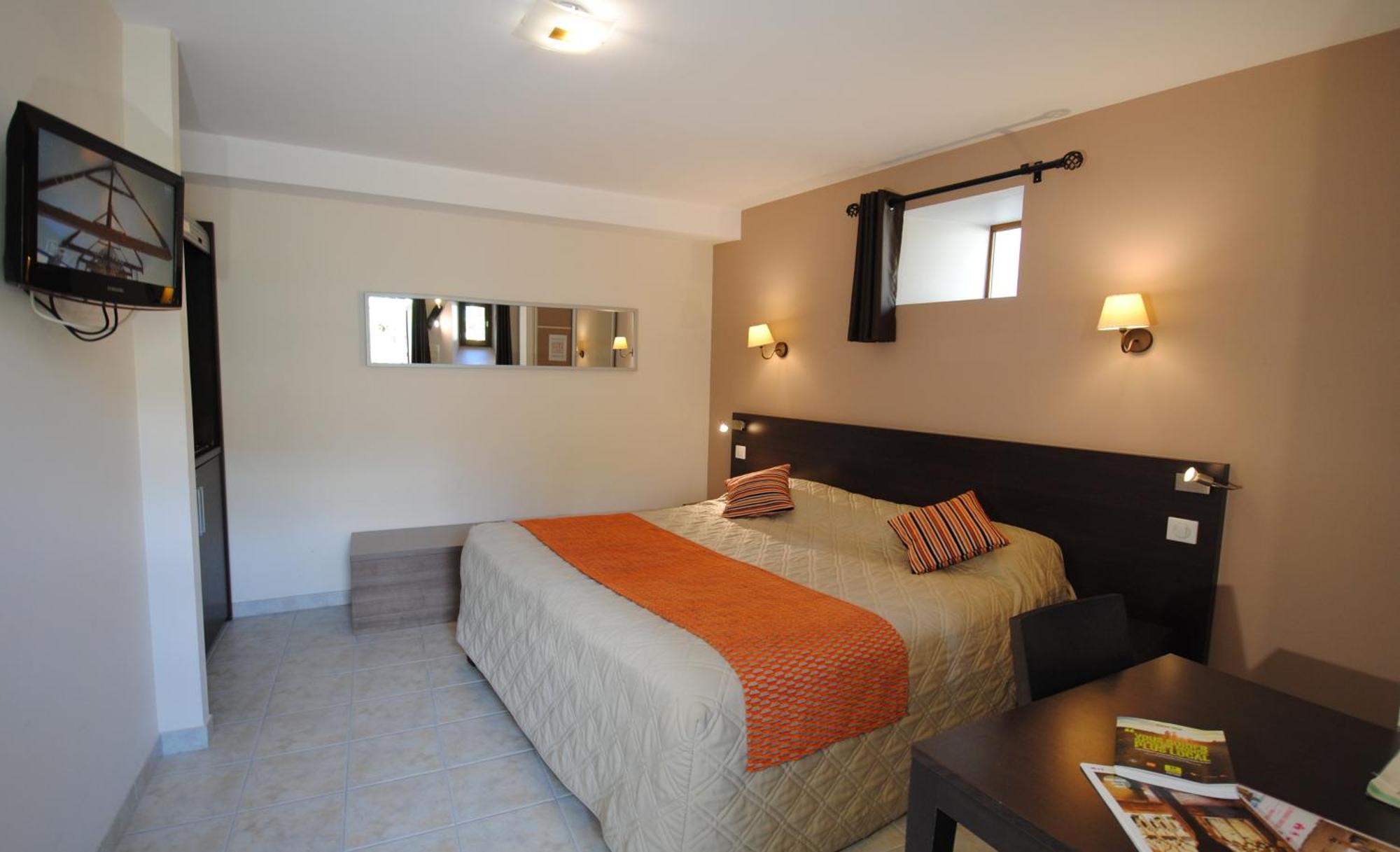 Logis Hostellerie Du Perigord Vert Brantôme Zewnętrze zdjęcie