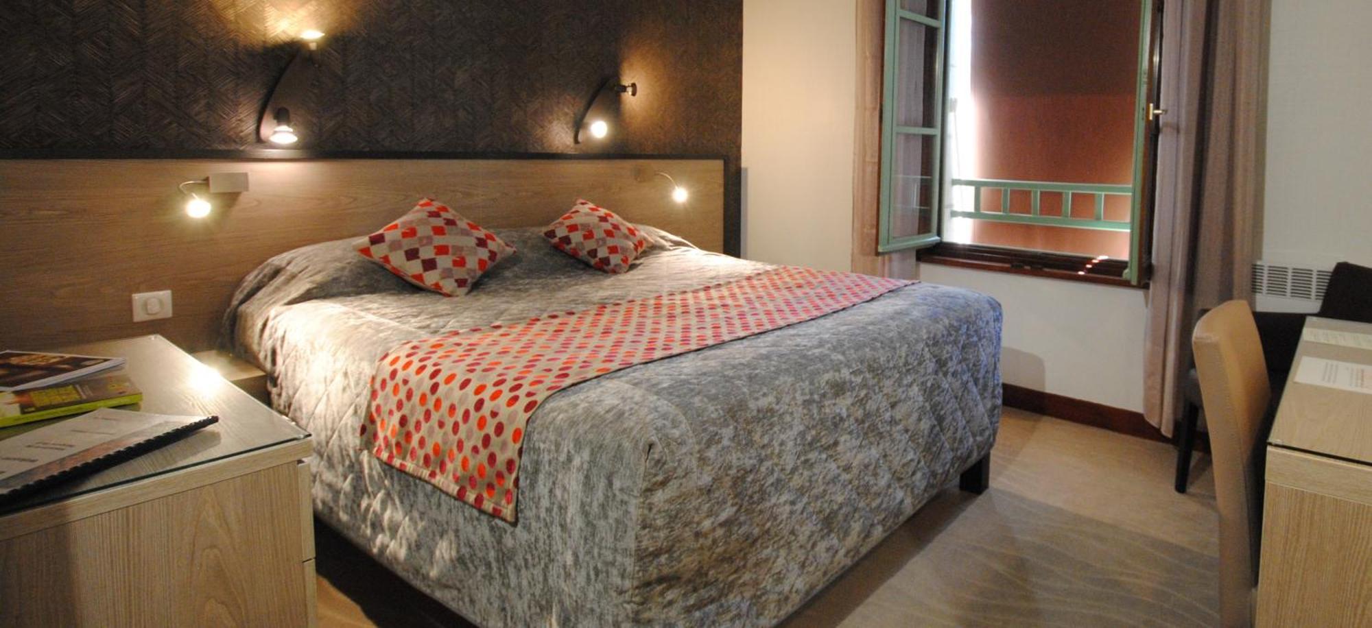 Logis Hostellerie Du Perigord Vert Brantôme Zewnętrze zdjęcie